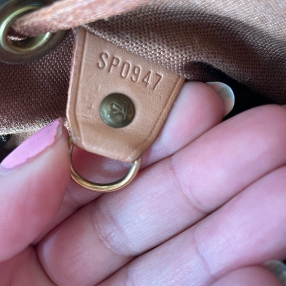 💕Louis Vuitton Mini Montsouris - Picture 14 of 15